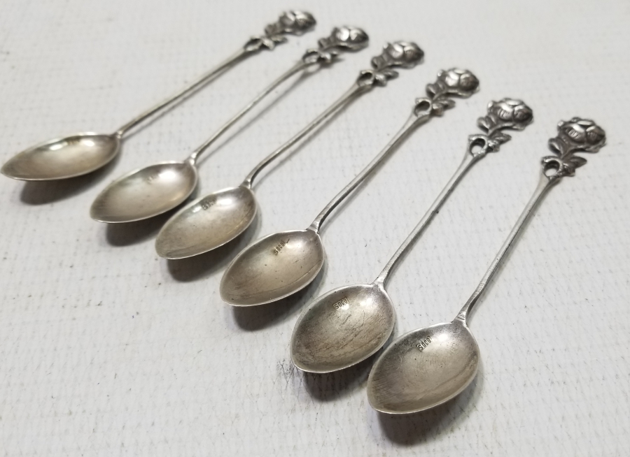 KABARTMA İŞÇİLİKLİ ANTİKA GÜMÜŞ ÇAY KAŞIĞI TAKIMI