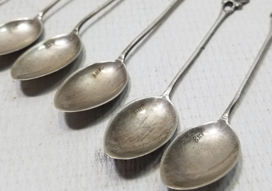 KABARTMA İŞÇİLİKLİ ANTİKA GÜMÜŞ ÇAY KAŞIĞI TAKIMI