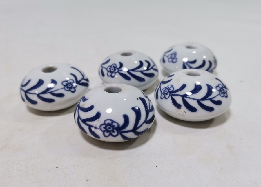 OSMANLI DÖNEMİ PORSELEN ÇEKMECE KULBU TAKIMI