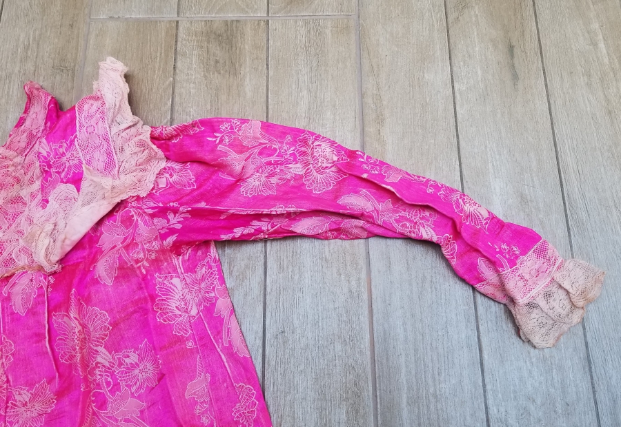 OSMANLI DÖNEMİ ELMASİYE İPEK GELİNLİK