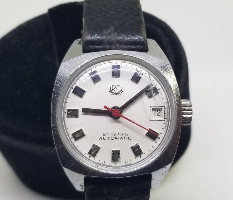 ANTİKA TAKVİMLİ VE KURMALI KOL SAATİ