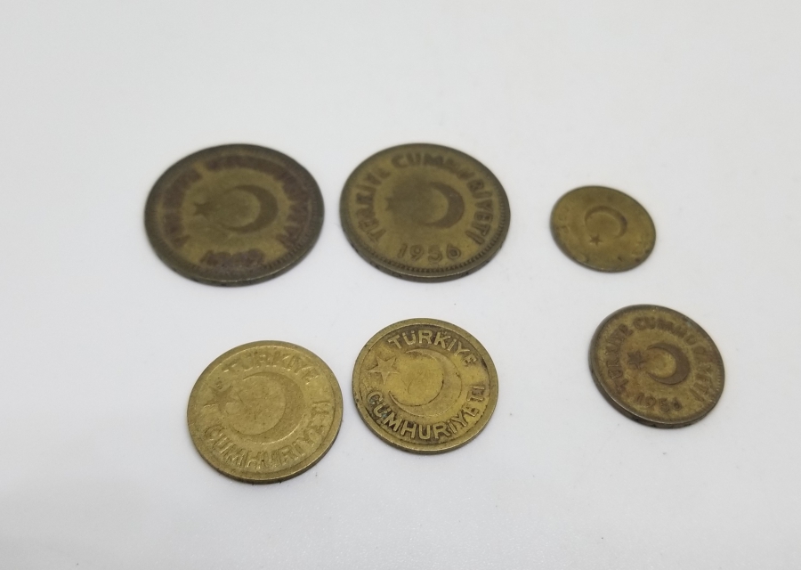 ANTİKA YERLİ METAL PARA LOTU