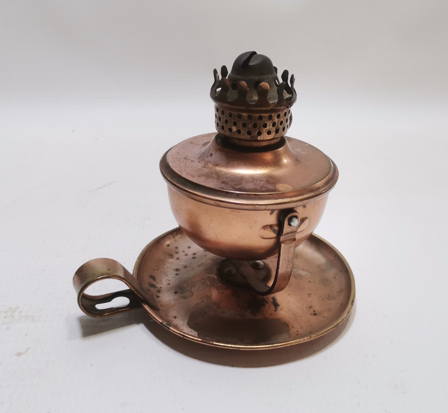 NADİR TİPTE OSMANLI DÖNEMİ TUTMAÇLI VE DUVAR APLİKLİ GAZ LAMBASI