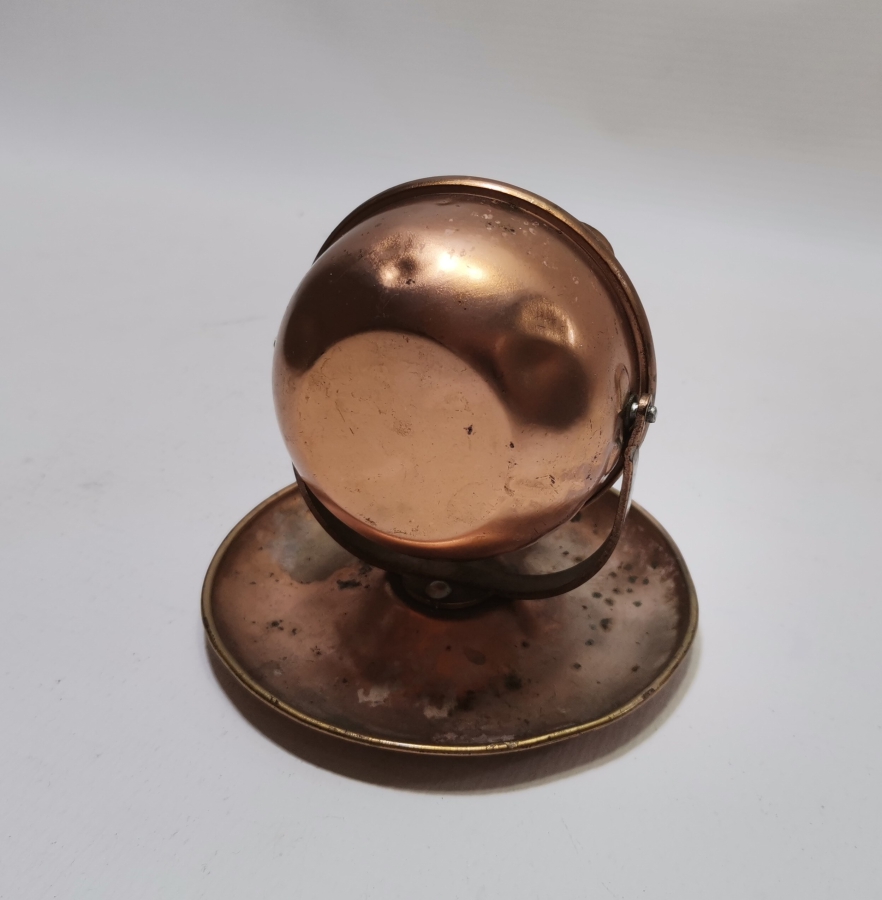 NADİR TİPTE OSMANLI DÖNEMİ TUTMAÇLI VE DUVAR APLİKLİ GAZ LAMBASI