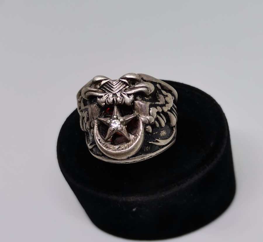 KABARTMA İŞÇİLİKLİ AY YILDIZ FİGÜRLÜ GÜMÜŞ YÜZÜK