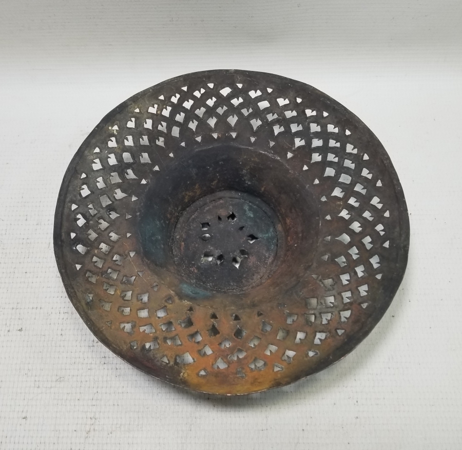 TESTERE İŞÇİLİKLİ NADİR FORMDA OSMANLI DÖNEMİ İBRİK LENGERİ SÜZGECİ