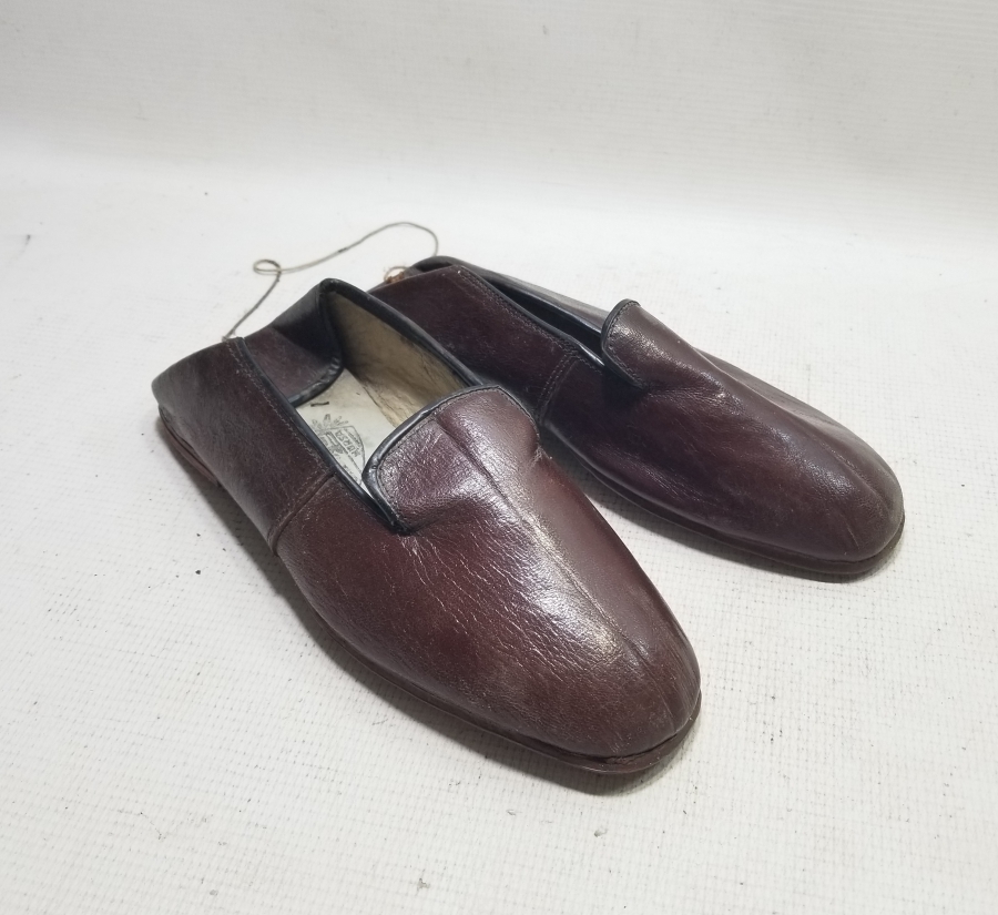 KULLANILMAMIŞ BURSA İŞİ DERİ ANTİKA AYAKKABI