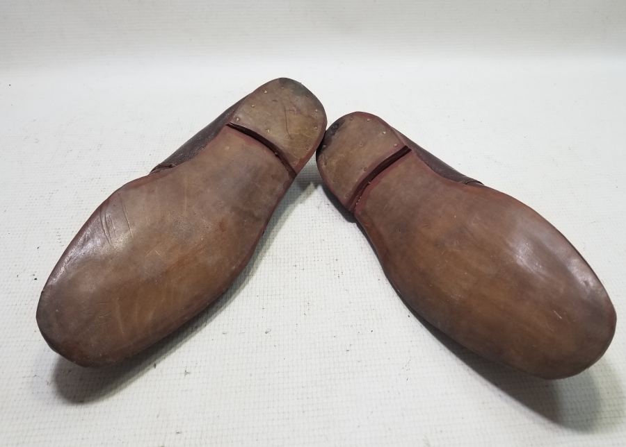 KULLANILMAMIŞ BURSA İŞİ DERİ ANTİKA AYAKKABI