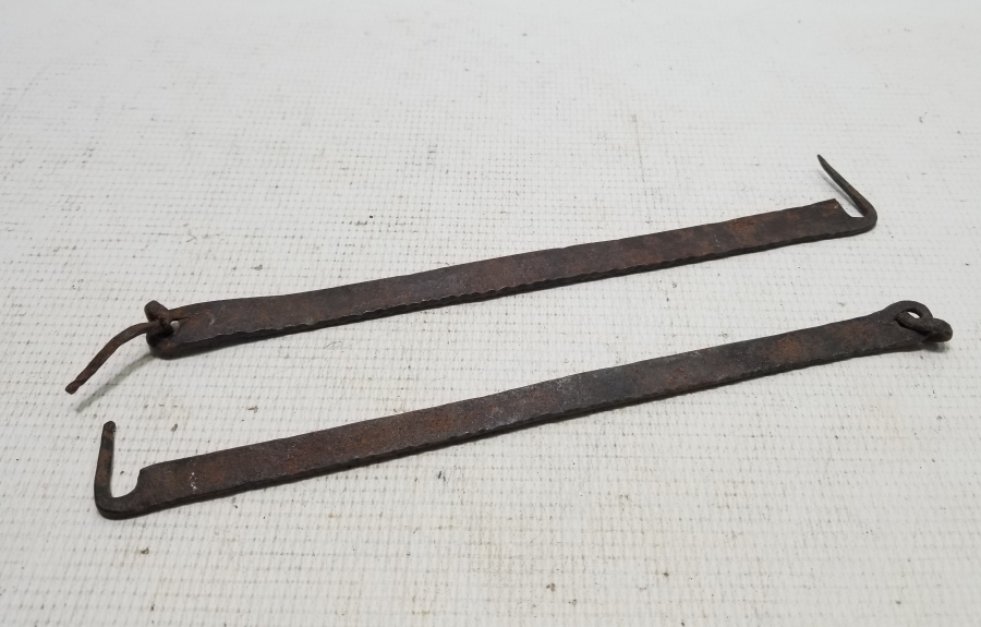 OSMANLI DÖNEMİ İKİ ADET EL YAPIMI KAPI ARKASI KİLİDİ