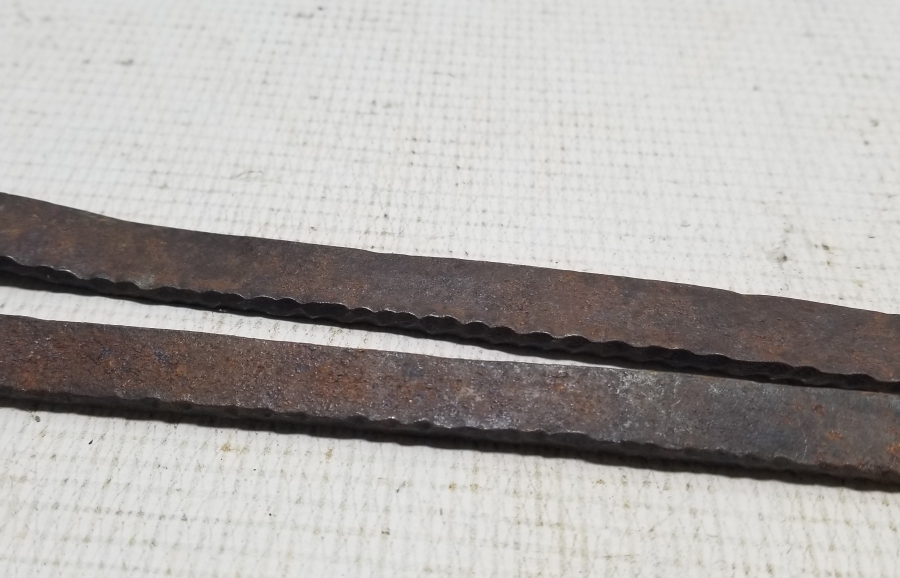 OSMANLI DÖNEMİ İKİ ADET EL YAPIMI KAPI ARKASI KİLİDİ