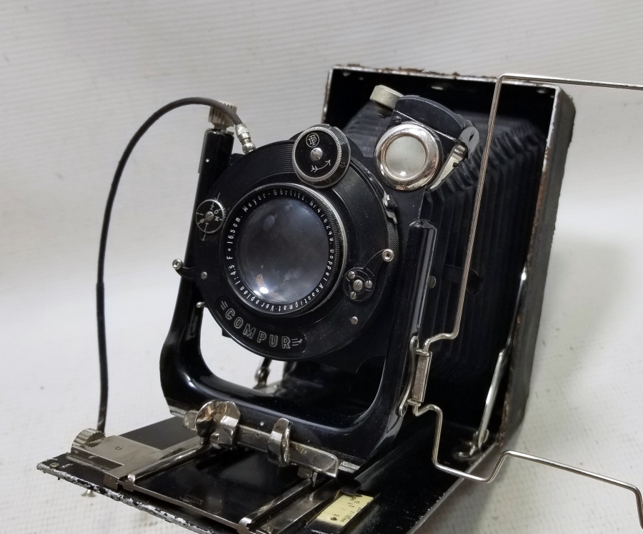 1900 BAŞLARI NADİR KÖRÜKLÜ FOTOĞRAF MAKİNESİ