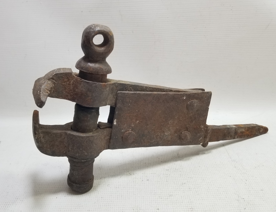 NADİR FORMDA OSMANLI DÖNEMİ MENGENE