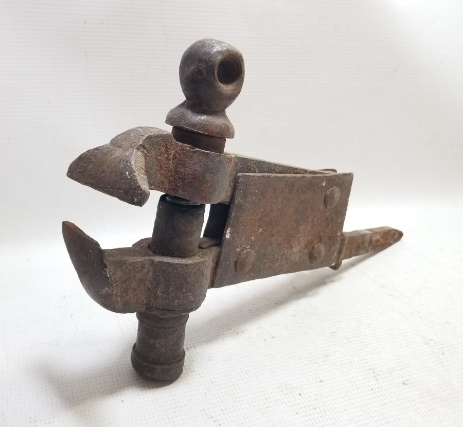 NADİR FORMDA OSMANLI DÖNEMİ MENGENE