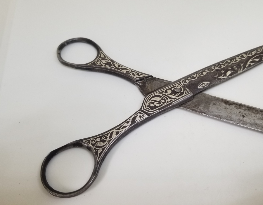 TAMAMI GÜMÜŞ ÇAKMA İŞÇİLİKLİ OSMANLI DÖNEMİ NADİR HATTAT MAKASI