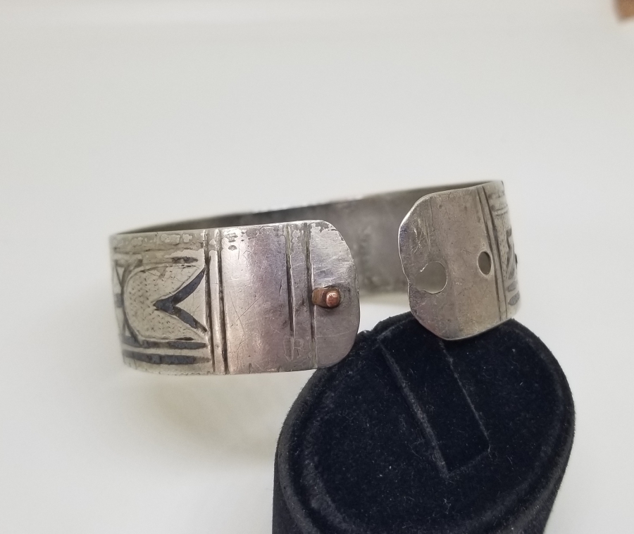 ÜZERİ SAVATLI OSMANLI DÖNEMİ GÜMÜŞ BİLEZİK