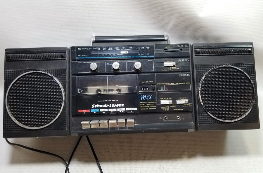 ÇALIŞIR DURUMDA ANTİKA RADYO