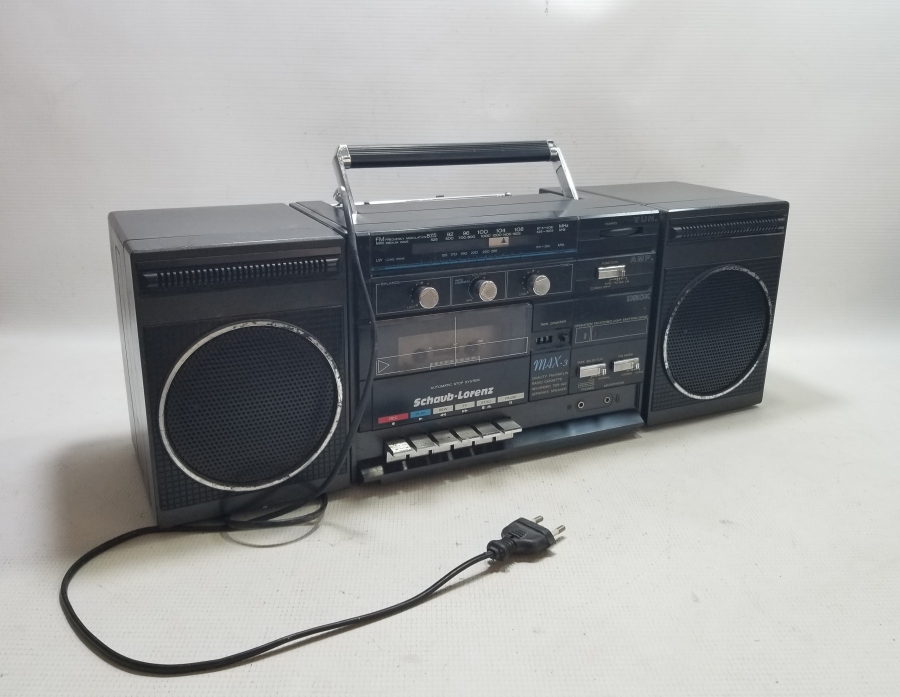 ÇALIŞIR DURUMDA ANTİKA RADYO