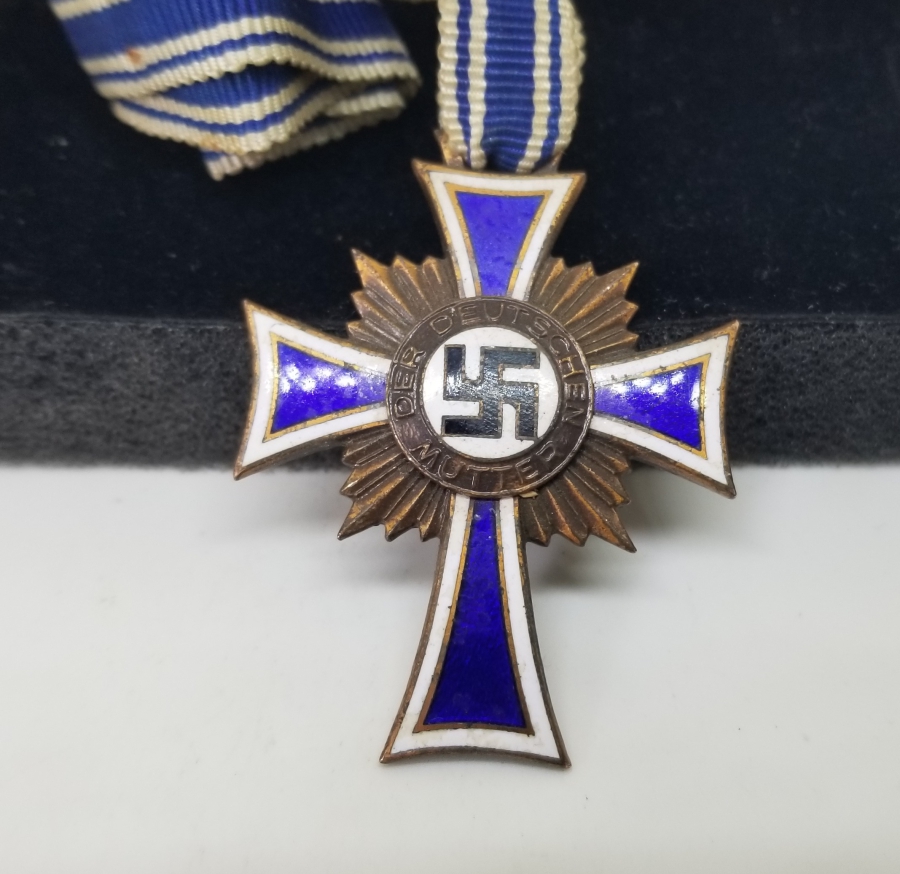 2. DÜNYA SAVAŞI DÖNEMİ NADİR MİNELİ DOĞURGANLIK MADALYASI