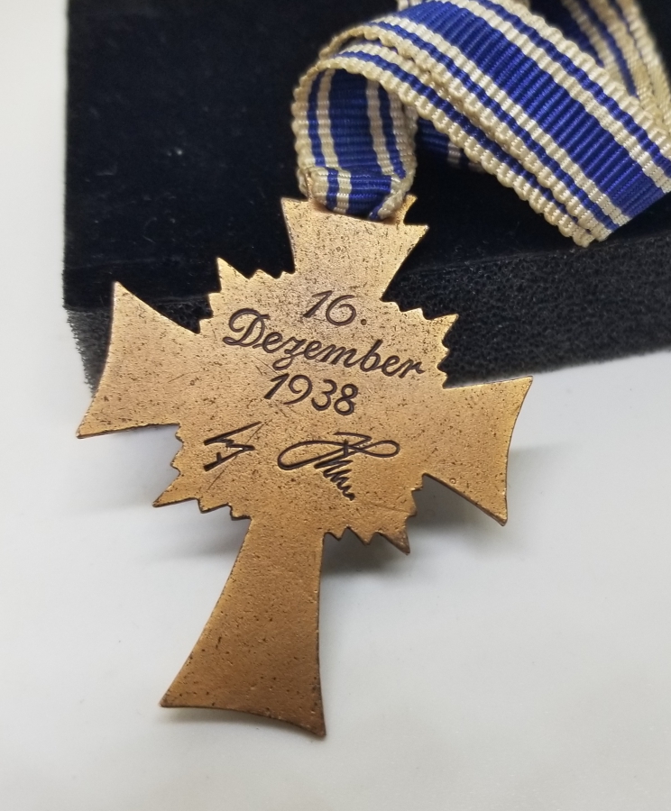 2. DÜNYA SAVAŞI DÖNEMİ NADİR MİNELİ DOĞURGANLIK MADALYASI