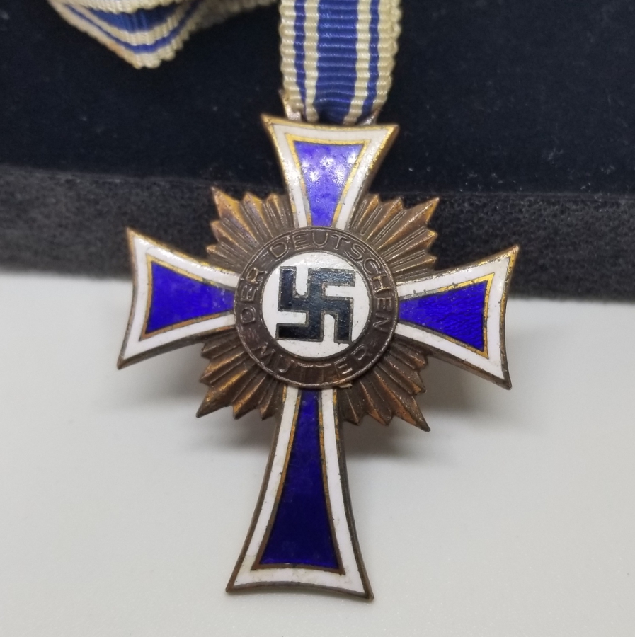 2. DÜNYA SAVAŞI DÖNEMİ NADİR MİNELİ DOĞURGANLIK MADALYASI