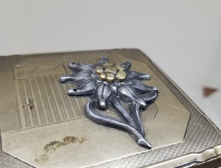 2. DÜNYA SAVAŞI DÖNEMİ ALMAN DAĞ BİRLİĞİ ARMALI SUBAY SİGARA TABAKASI