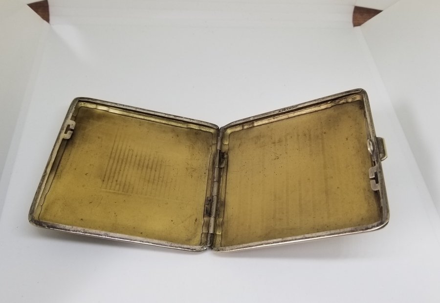 2. DÜNYA SAVAŞI DÖNEMİ ALMAN DAĞ BİRLİĞİ ARMALI SUBAY SİGARA TABAKASI