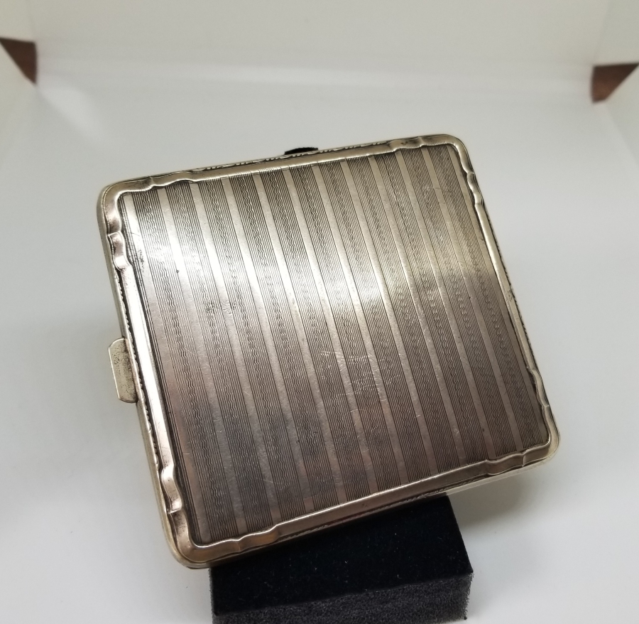 2. DÜNYA SAVAŞI DÖNEMİ ALMAN DAĞ BİRLİĞİ ARMALI SUBAY SİGARA TABAKASI