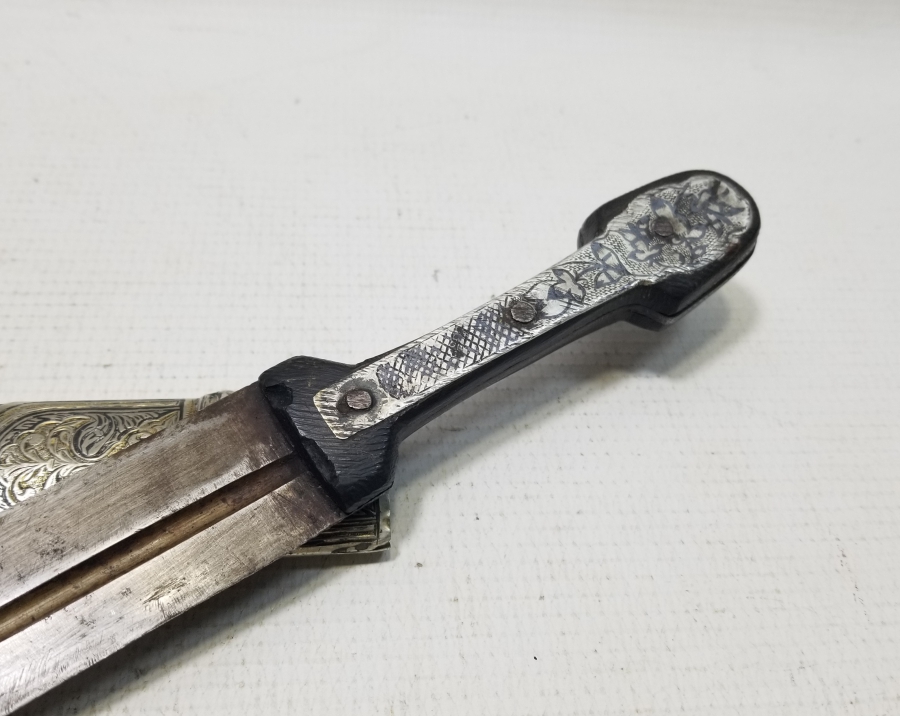 OSMANLI DÖNEMİ GÜMÜŞ KINLI ÇERKES KAMASI