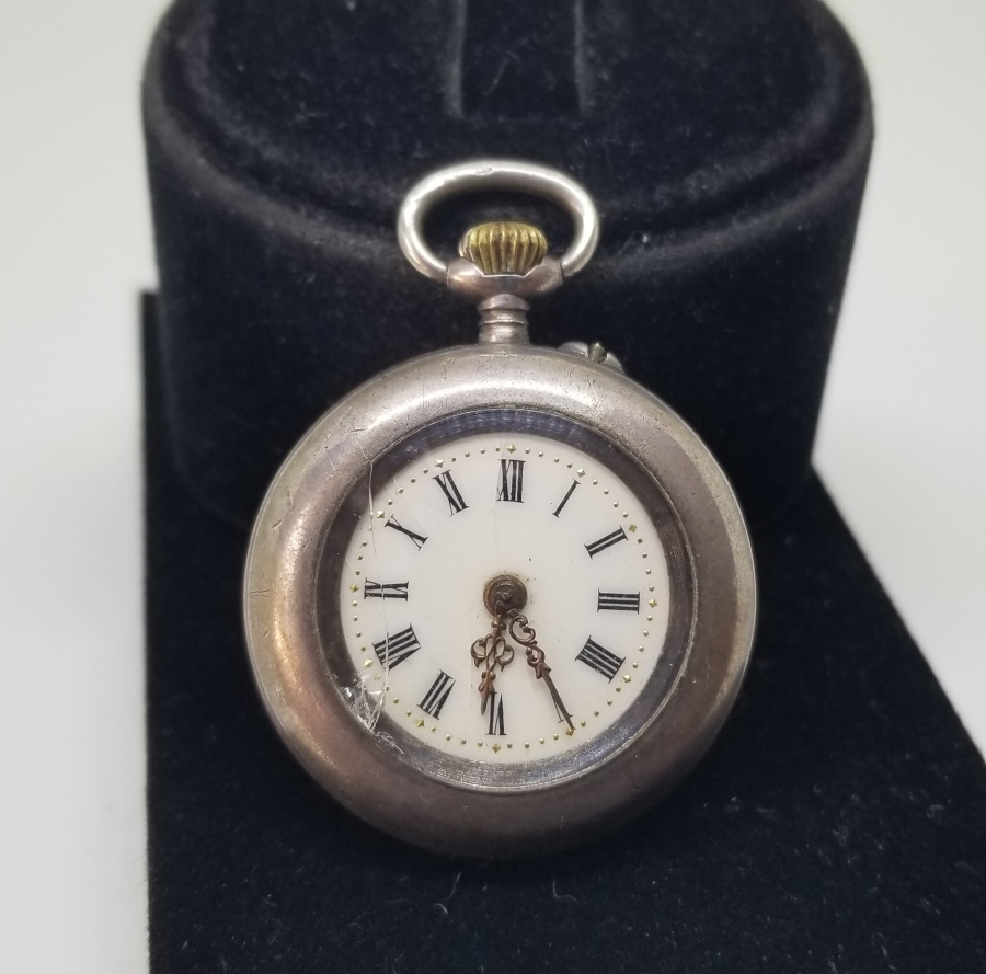 ARKASI PORTRELİ NADİR TİPTE FRANSIZ ZENNE MODEL CEP SAATİ