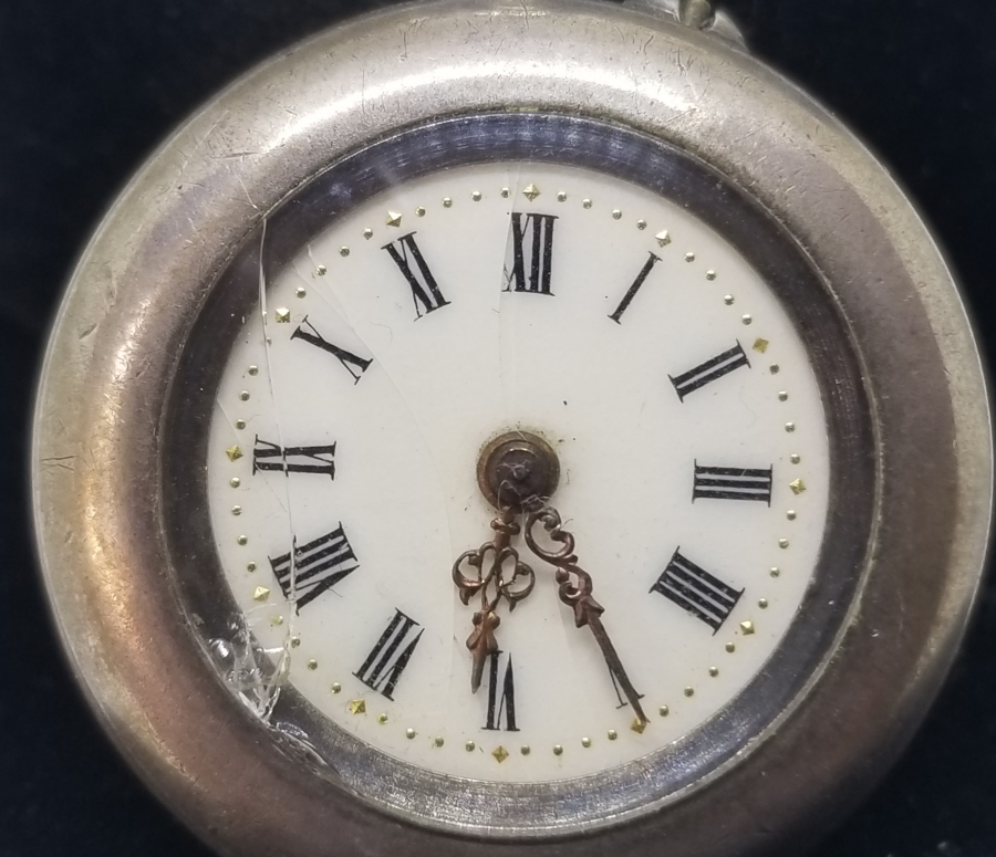 ARKASI PORTRELİ NADİR TİPTE FRANSIZ ZENNE MODEL CEP SAATİ