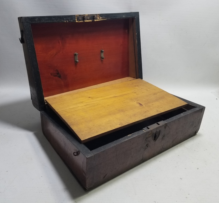 OSMANLI DÖNEMİ KİLİTLİ SEYYAR HATTAT ÇANTASI