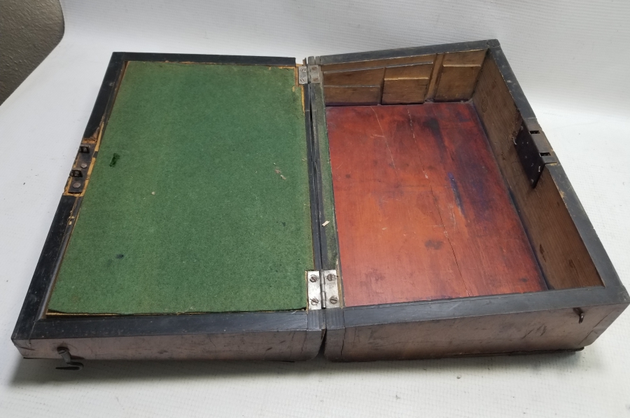 OSMANLI DÖNEMİ KİLİTLİ SEYYAR HATTAT ÇANTASI