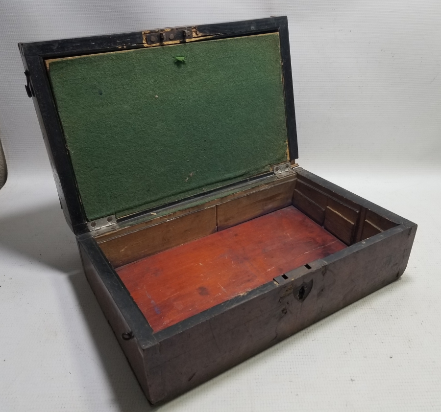 OSMANLI DÖNEMİ KİLİTLİ SEYYAR HATTAT ÇANTASI