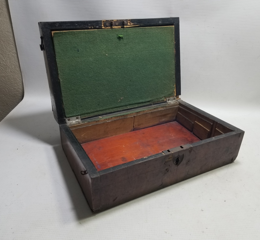 OSMANLI DÖNEMİ KİLİTLİ SEYYAR HATTAT ÇANTASI