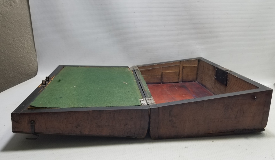 OSMANLI DÖNEMİ KİLİTLİ SEYYAR HATTAT ÇANTASI