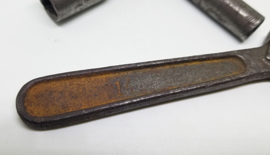 2 ADET ANTİKA ANAHTAR