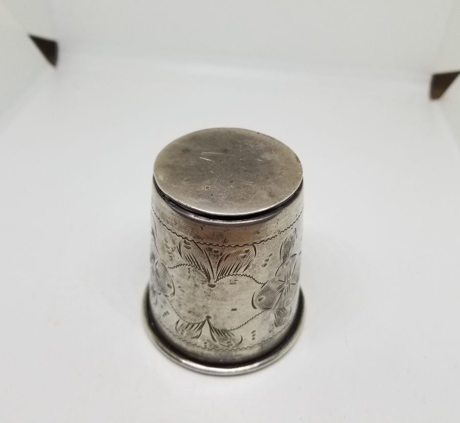 ÜZERİ KALEM İŞÇİLİKLİ ANTİKA GÜMÜŞ SU BARDAĞI