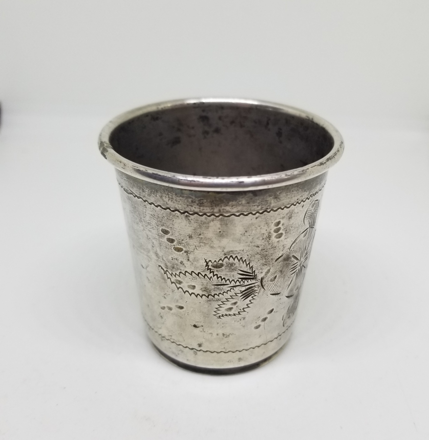 ÜZERİ KALEM İŞÇİLİKLİ ANTİKA GÜMÜŞ SU BARDAĞI