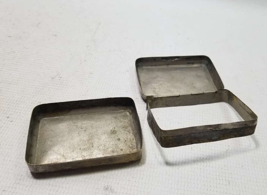 ÜZERİ OSMANLICA YAZILI OSMANLI DÖNEMİ TÜTÜN TABAKASI