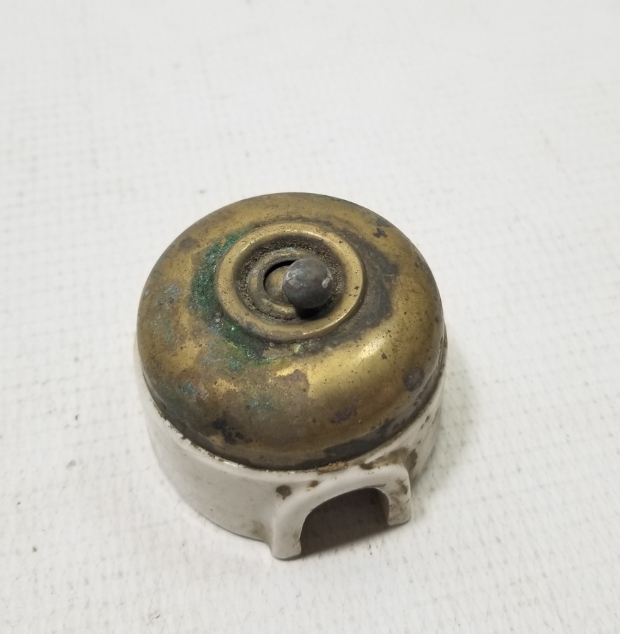 OSMANLI DÖNEMİ PORSELEN VE PİRİNÇ LAMBA ANAHTARI