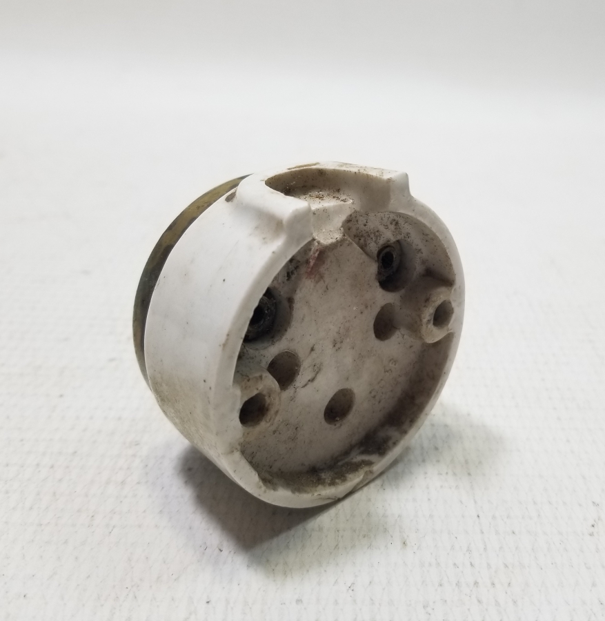 OSMANLI DÖNEMİ PORSELEN VE PİRİNÇ LAMBA ANAHTARI