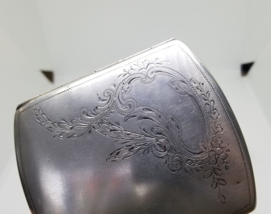 KALEM İŞÇİLİKLİ ANTİKA GÜMÜŞ SİGARA TABAKASI