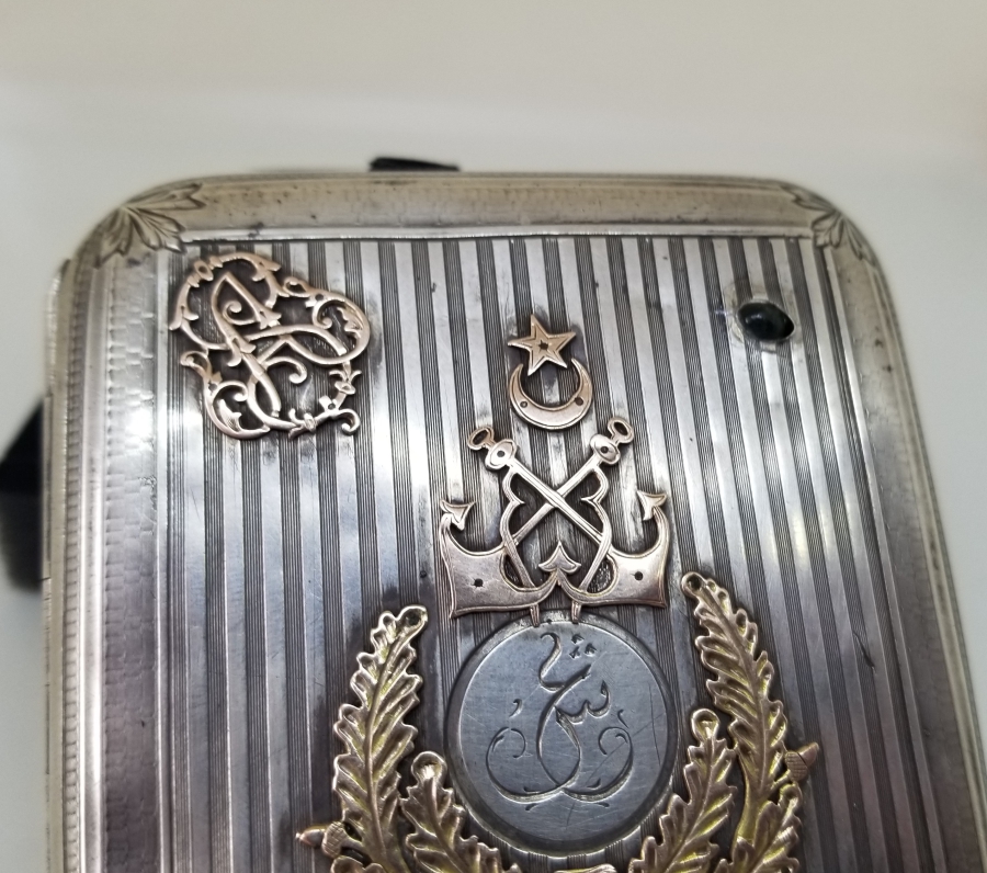 GÜMÜŞ ÜZERİ ALTIN ÇAKMA İŞÇİLİKLİ OSMANLI DENİZCİ PAŞA SİGARA TABAKASI