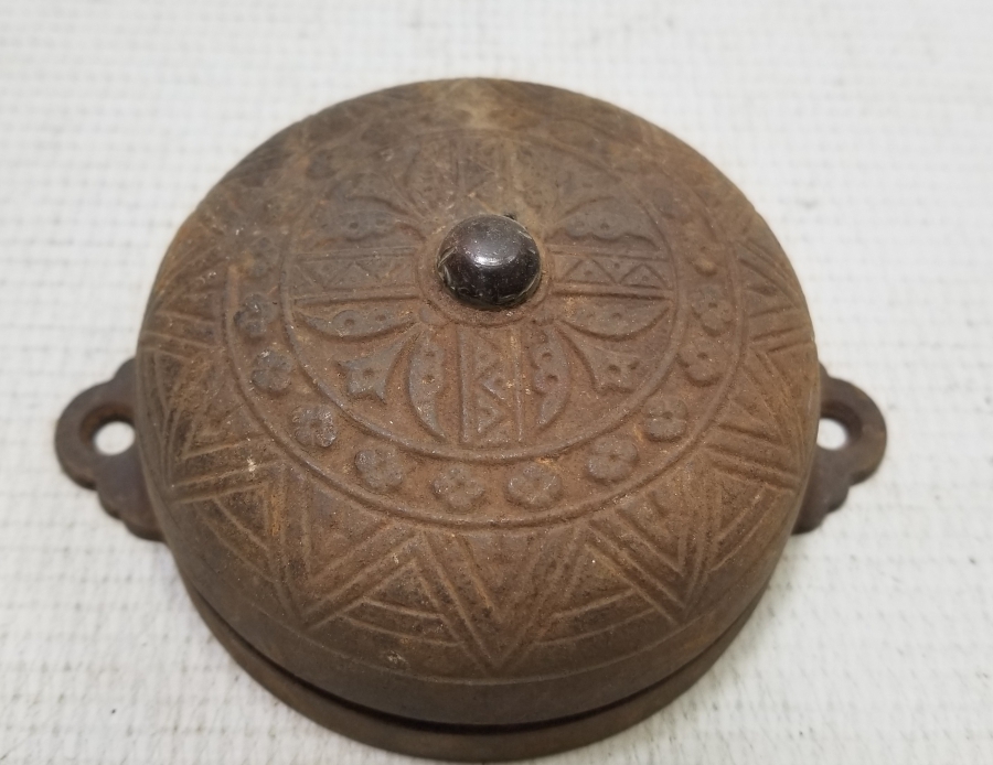 ÜZERİ KABARTMA İŞÇİLİKLİ ÇOK NADİR OSMANLI DÖNEMİ KAPI ZİLİ