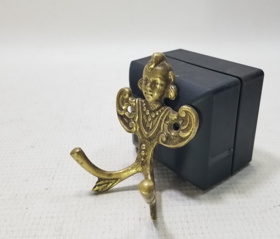 KABARTMA İŞÇİLİKLİ ANTİKA ASKI