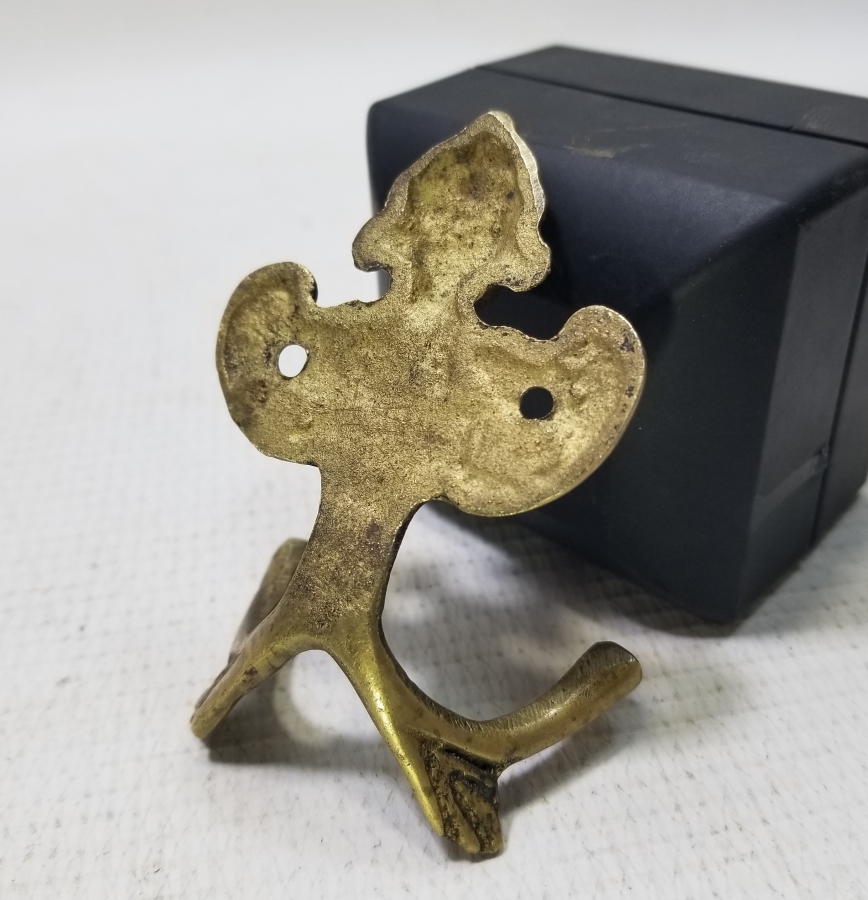 KABARTMA İŞÇİLİKLİ ANTİKA ASKI