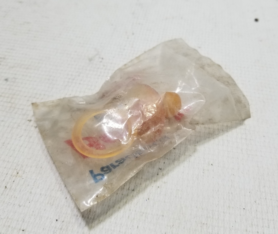 AÇILMAMIŞ PAKETİNDE ANTİKA EMZİK