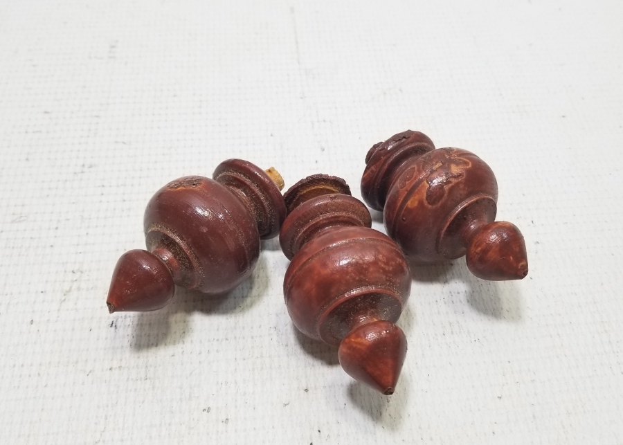 OSMANLI DÖNEMİ DUVAR SAATİ KASASI PARÇALARI