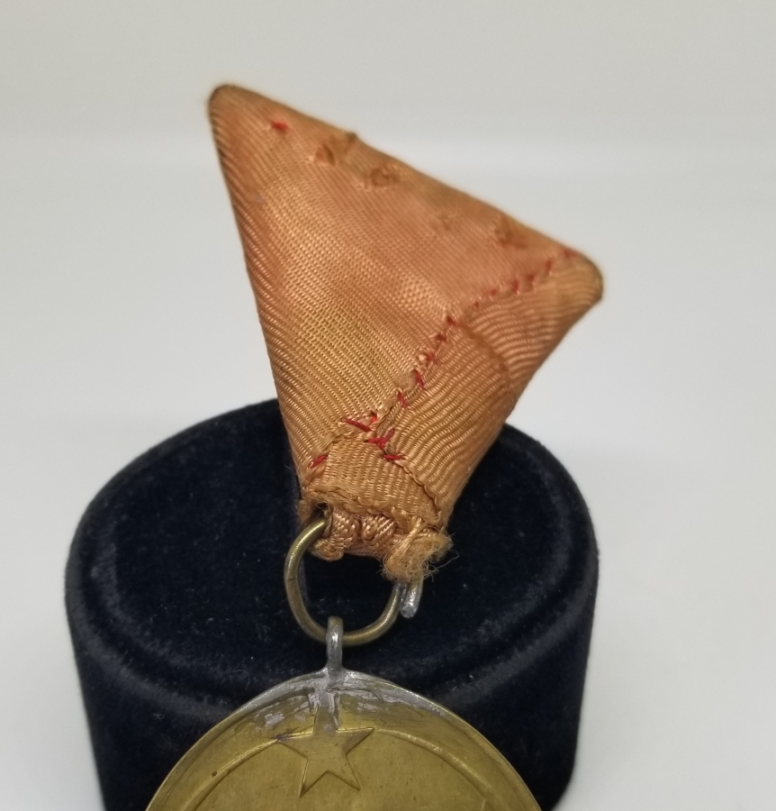 ESKİ YAZI İSTİKLAL MADALYASI - KIRMIZI ŞERİTLİ İSTİKLAL SAVAŞI MADALYASI