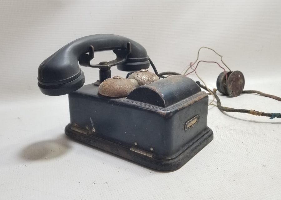 OSMANLI DÖNEMİ YANDAN ÇEVİRMELİ SANTAL BAĞLANTILI TELEFON